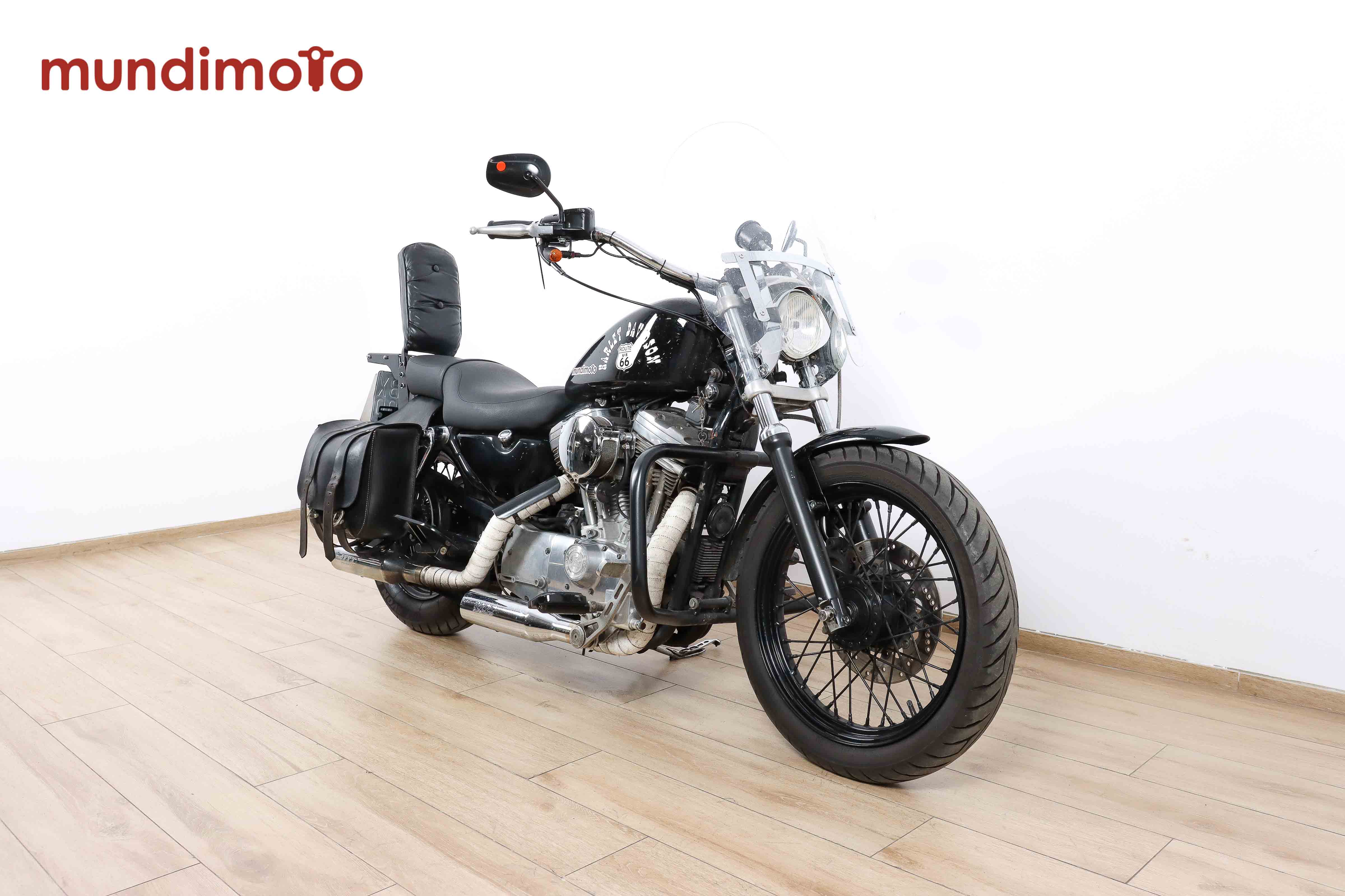 HARLEY DAVIDSON Sportster 883 HuggerHARLEY DAVIDSON1 HARLEY DAVIDSON Sportster 883 HuggerHARLEY DAVIDSON1