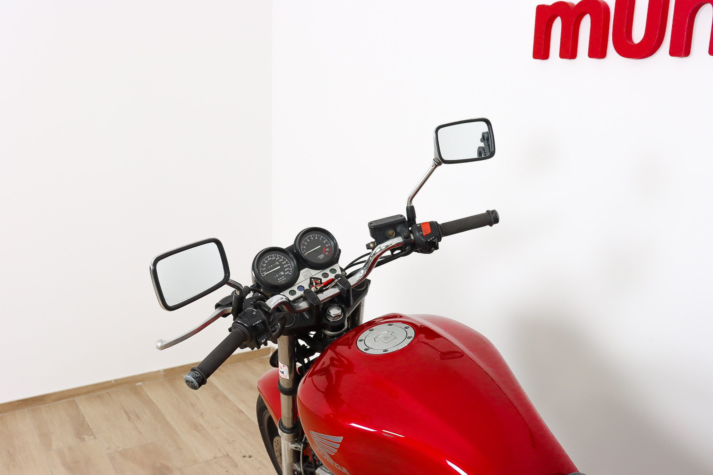 HONDA CB 750 Seven FiftyHONDA11 HONDA CB 750 Seven FiftyHONDA11