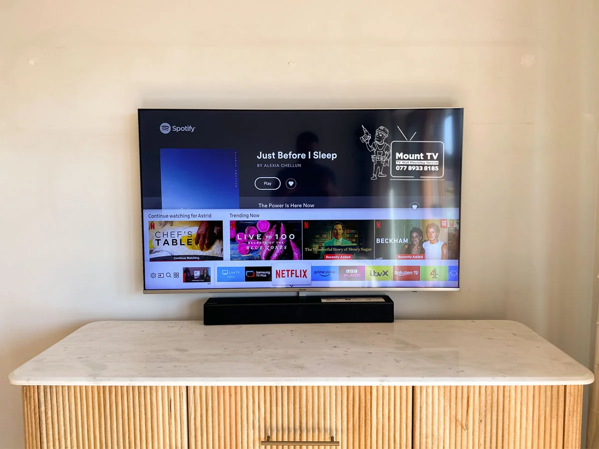 55″ Samsung TV Mounted — Concrete, Hampton Wick | Mount TV