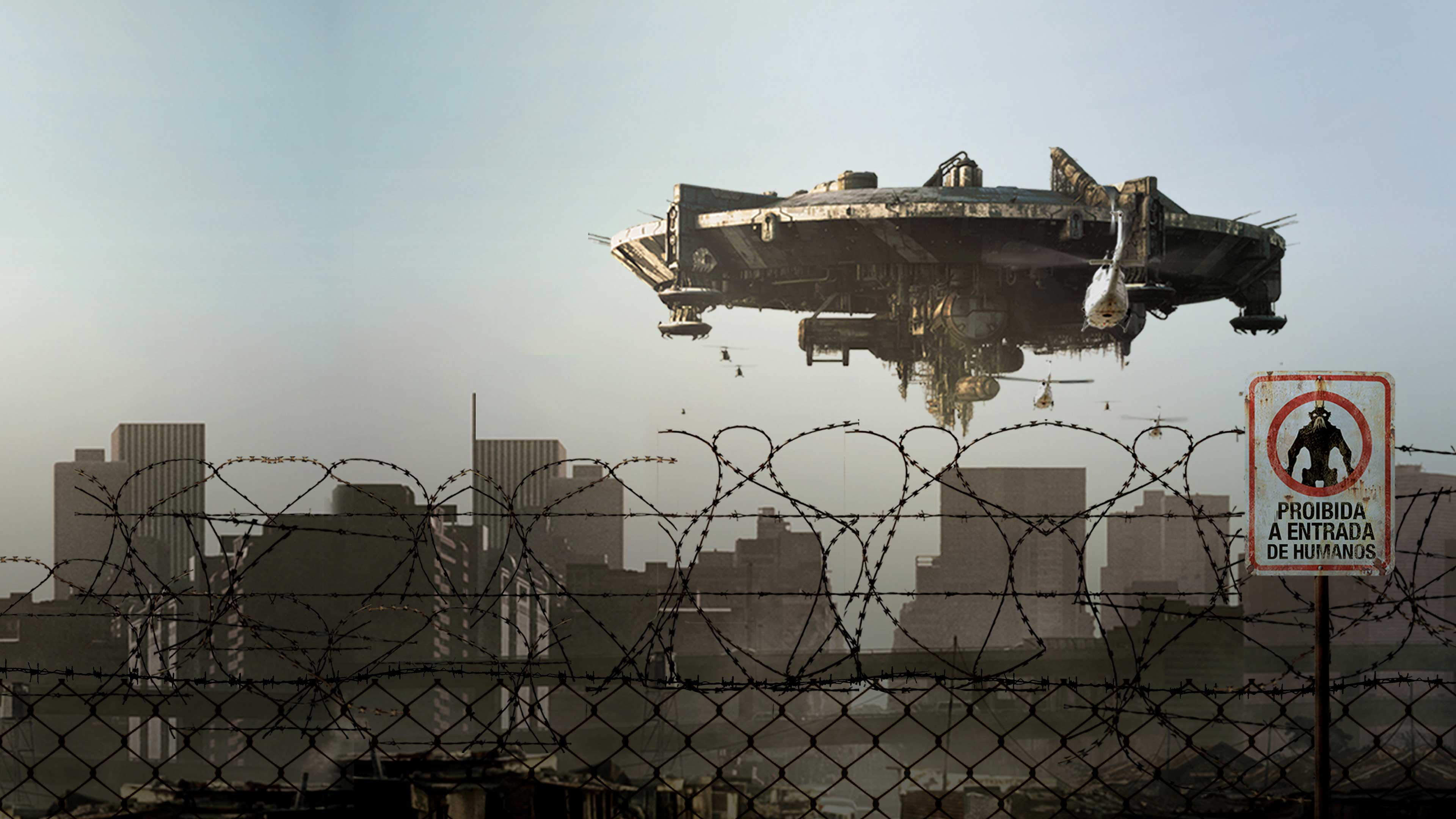 District 9 (2009) Review: Becoming the Monster