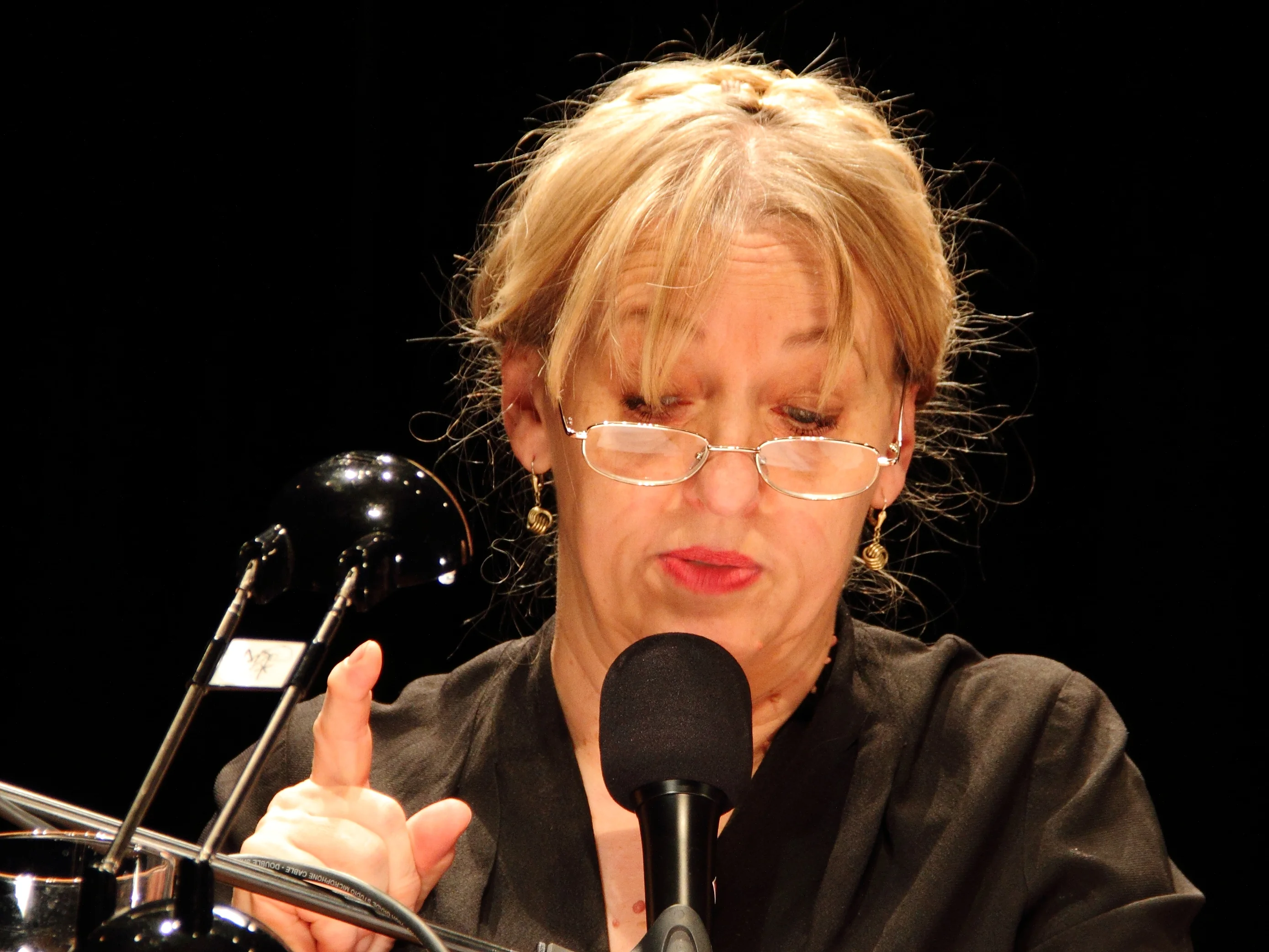 Johanna Bittenbinder & Charly Braun feat. Art Ensemble of Passau – Tannöd Live-Hörspiel