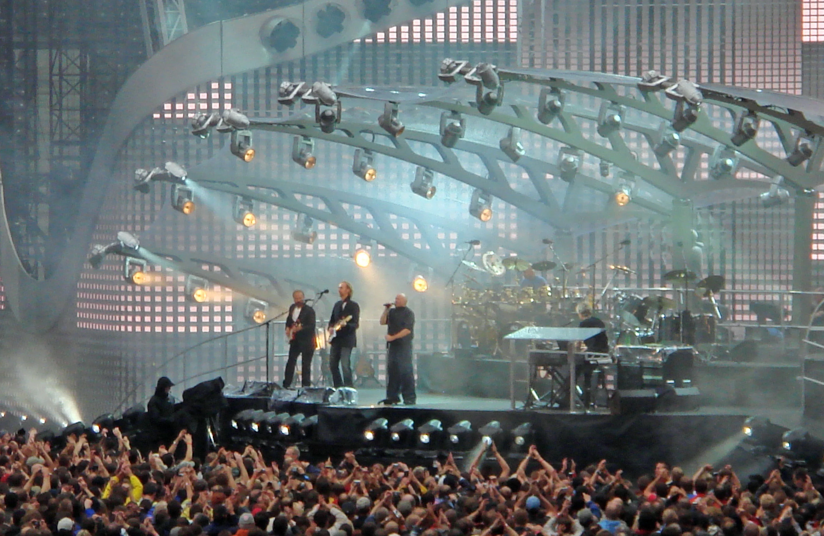 Event: Genesis (Band)