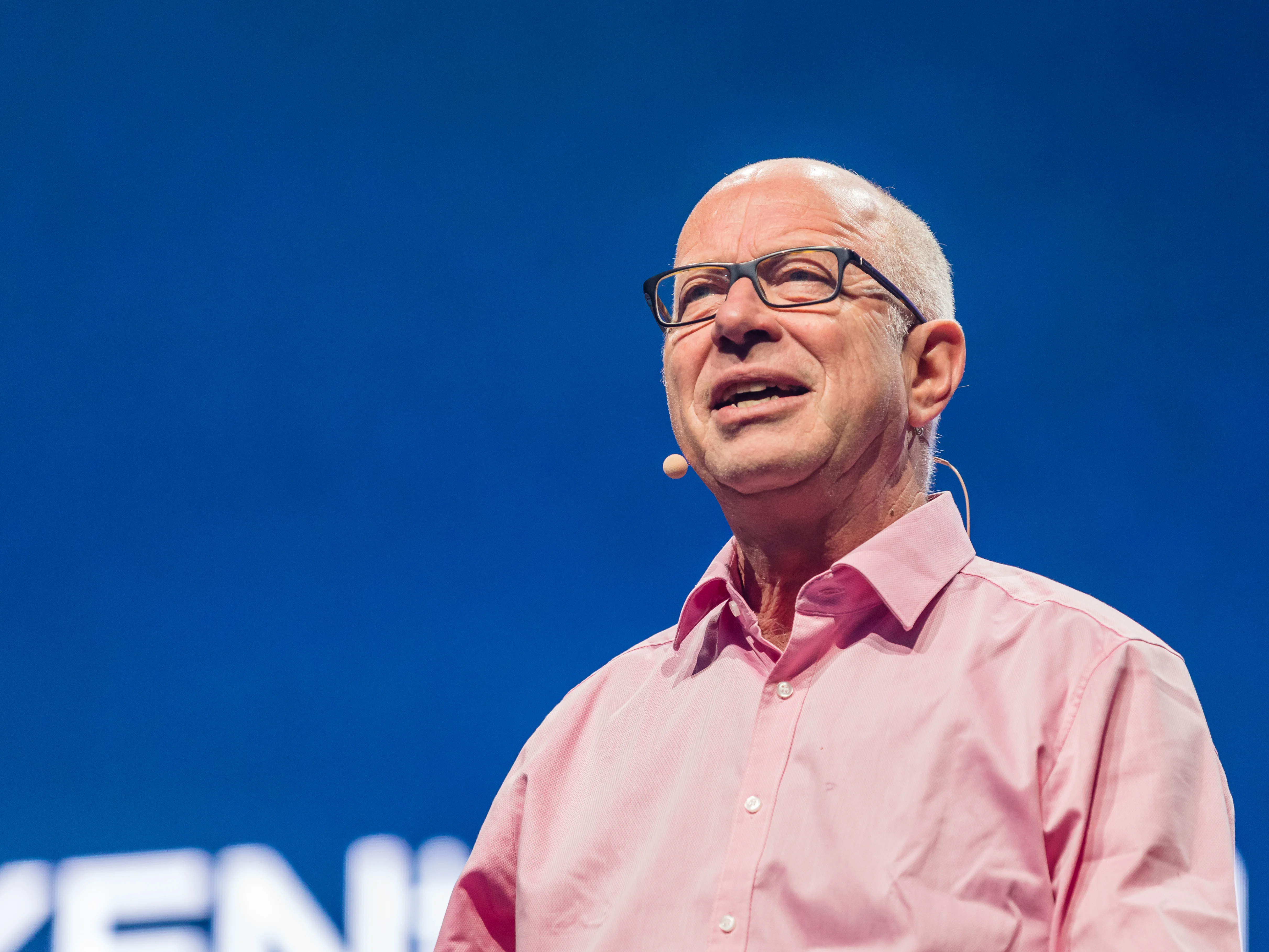 Event: Robert Betz - The Peace in the World Begins with Us in Kultur+Kongress Zentrum Rosenheim, Kufsteiner Straße 4, 83022 Rosenheim on 17. July 2026
