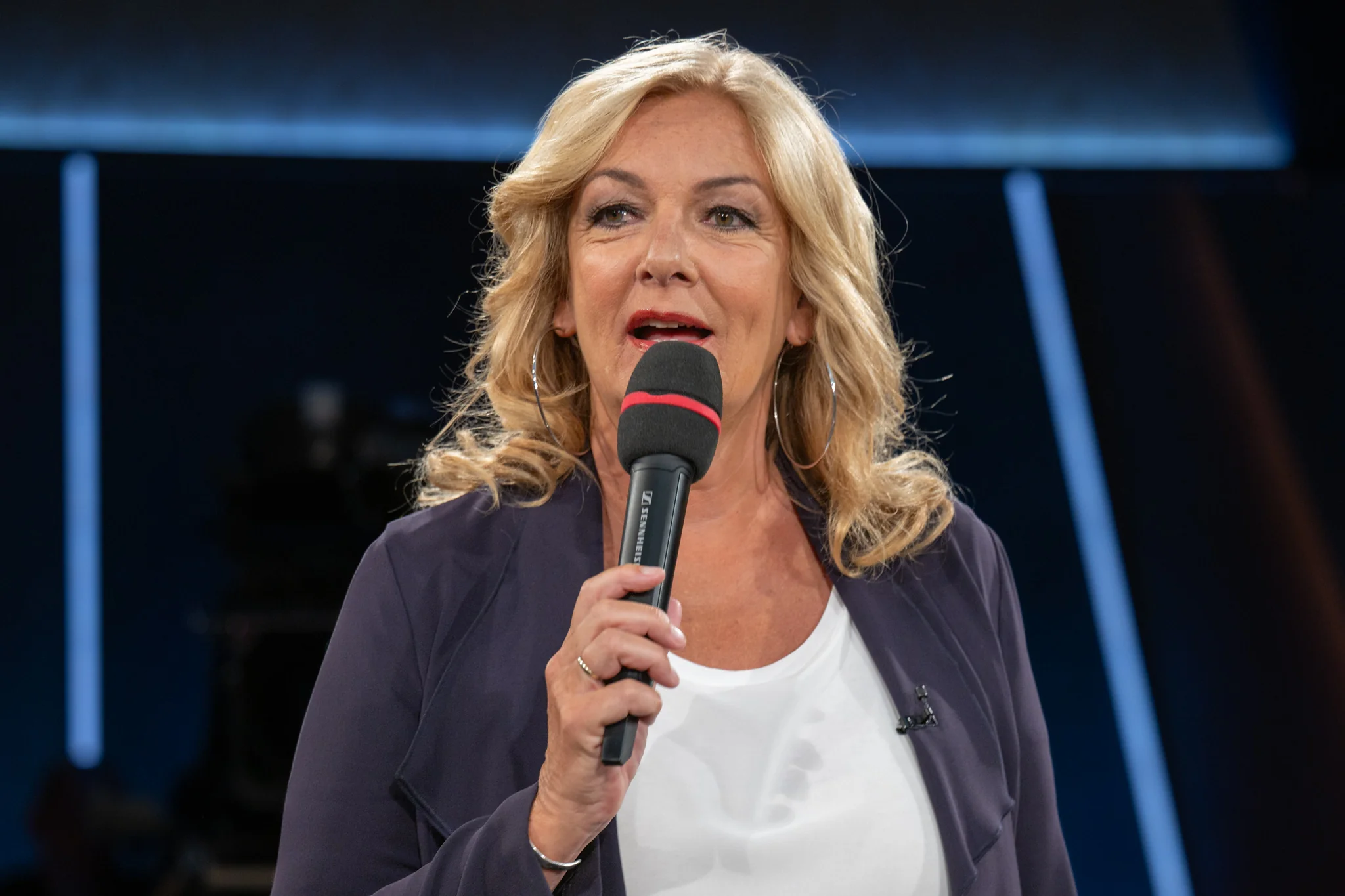 Lesung mit Bettina Tietjen: "Tietjen sucht das Weite"