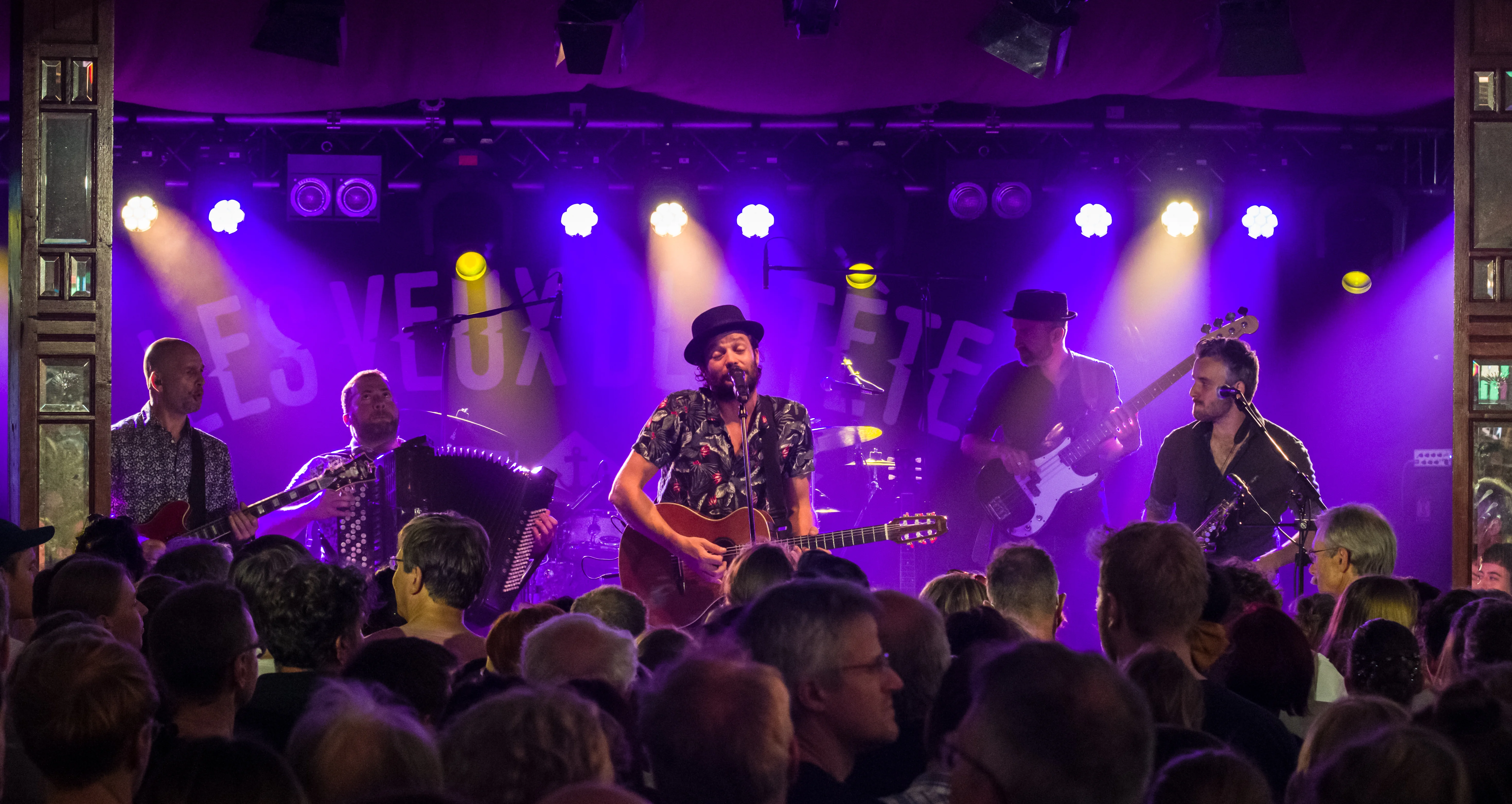 Les Yeux d’la Tête in Braunschweig: Concert in the Small Tent