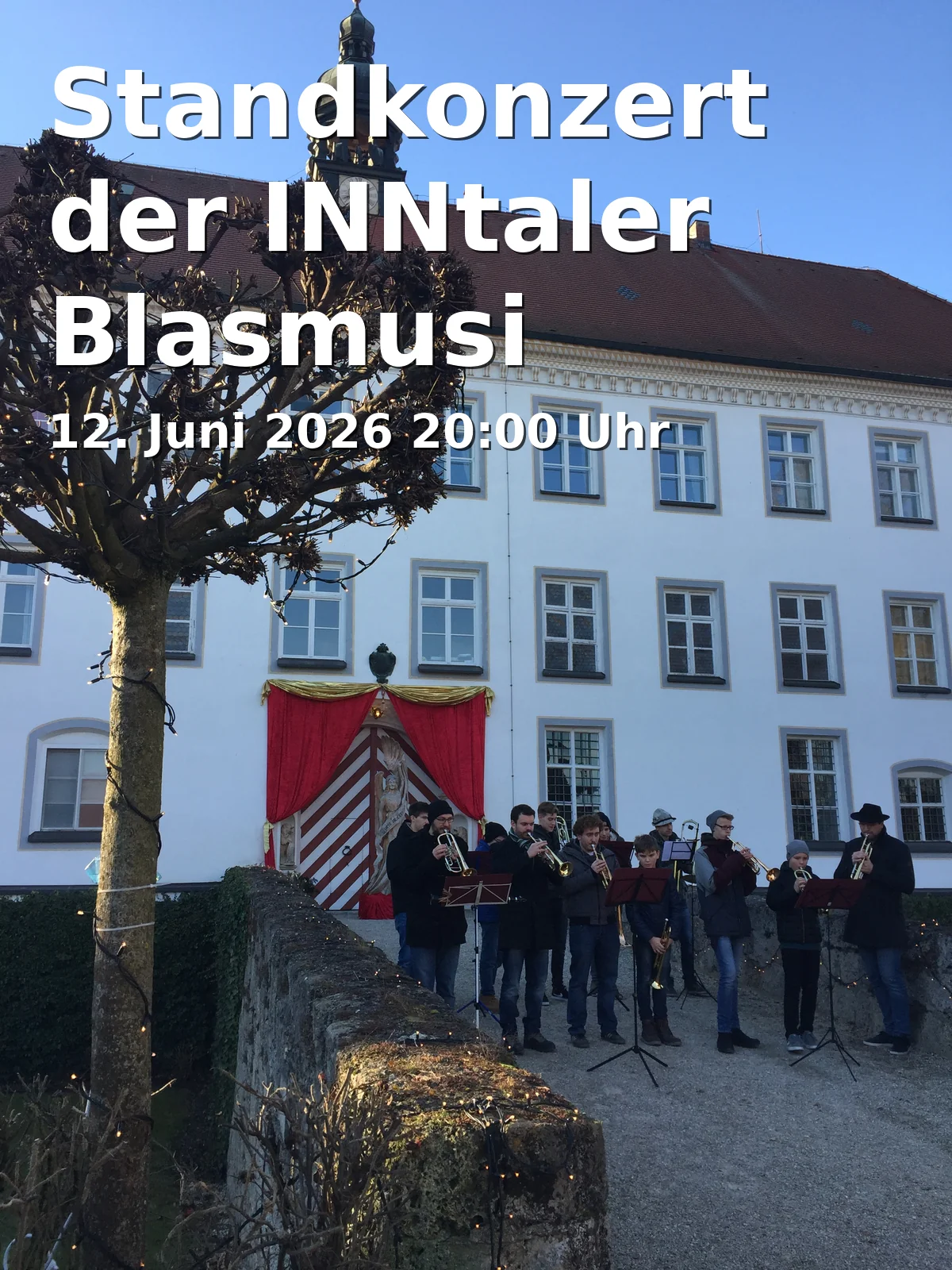 Stand concert of the INNtaler Blasmusi
