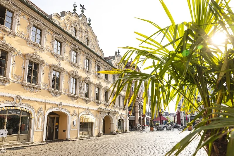 Event: Tourist Information & Ticket Service im Falkenhaus am Markt