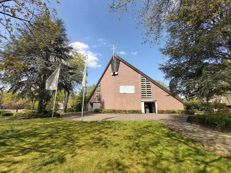 St. Ludgerus - Jugendpastorales Zentrum Trinity