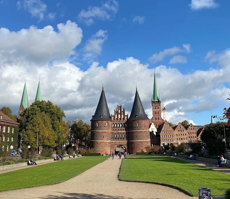 Holstentorplatz