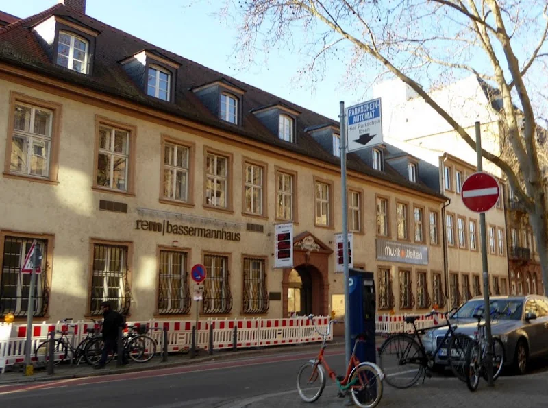 Reiss-Engelhorn-Museen (rem-Stiftungsmuseen C4,12)