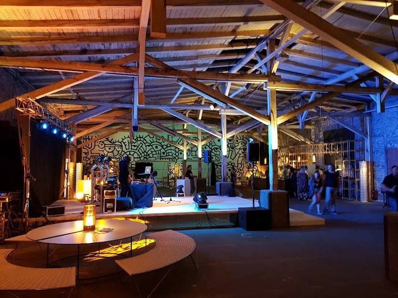 Alte Pakethalle