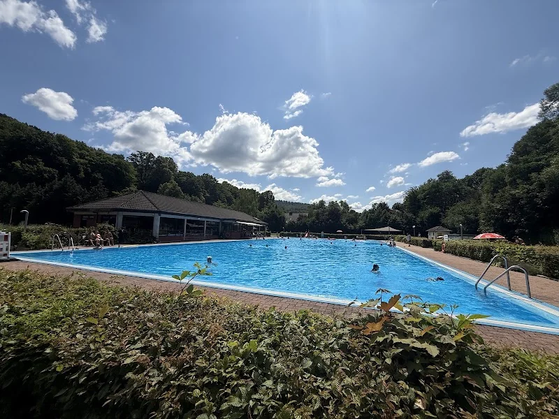 Event: Schwimmbad Helsa