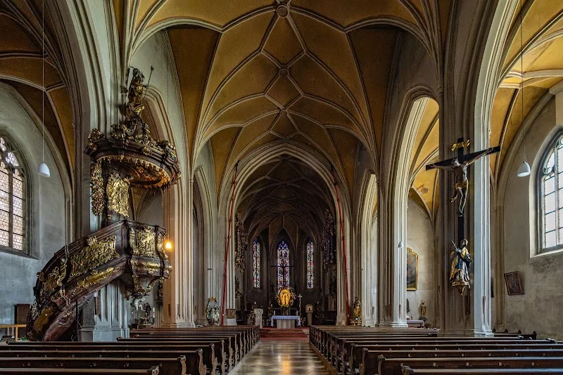 Pfarr- und Wallfahrtskirche Heilig Kreuz