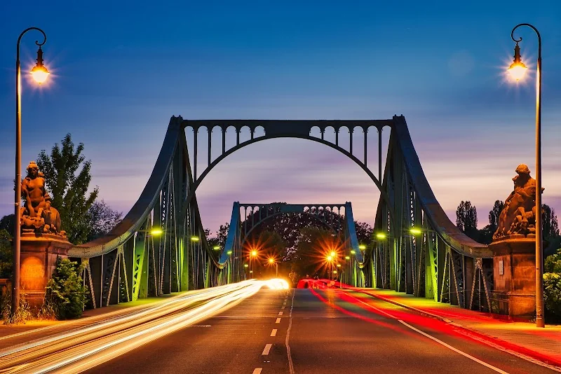 Glienicker Brücke