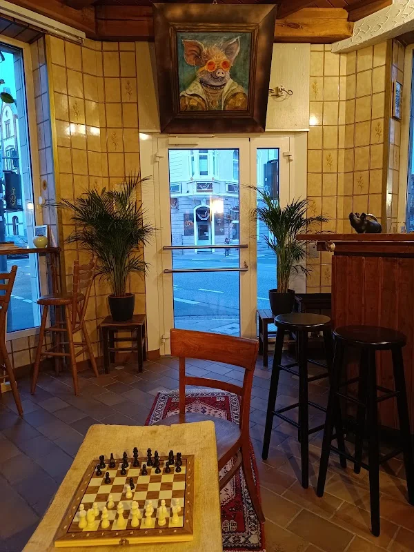 Salon Schintz | Art & Drinks