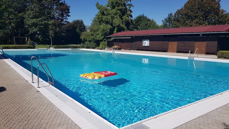 Event: Schwimmbad Harthausen
