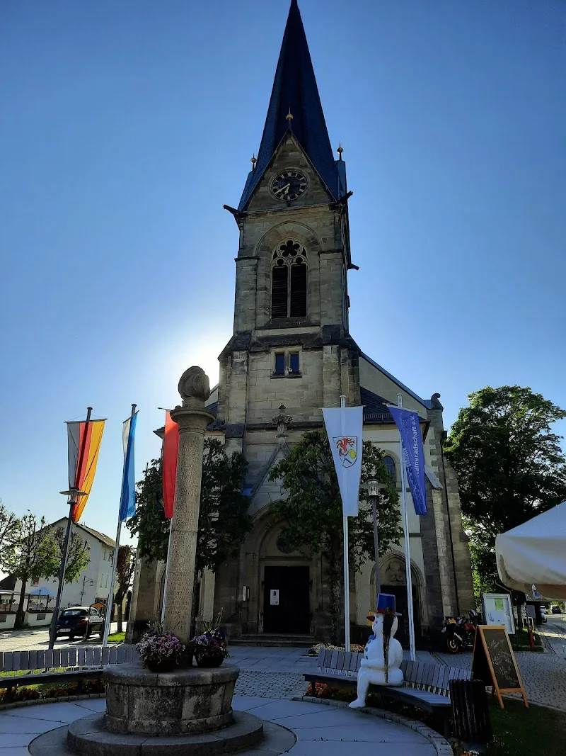 Touristinfo Kurhaus und Rathaus