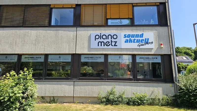 Piano Metz by DAUM