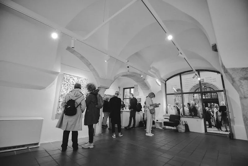 Gallery Panta Rhei for art, science and dialogue