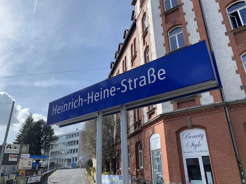 Heinrich-Heine-Straße/Universität