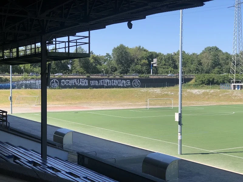 Glückauf-Kampfbahn