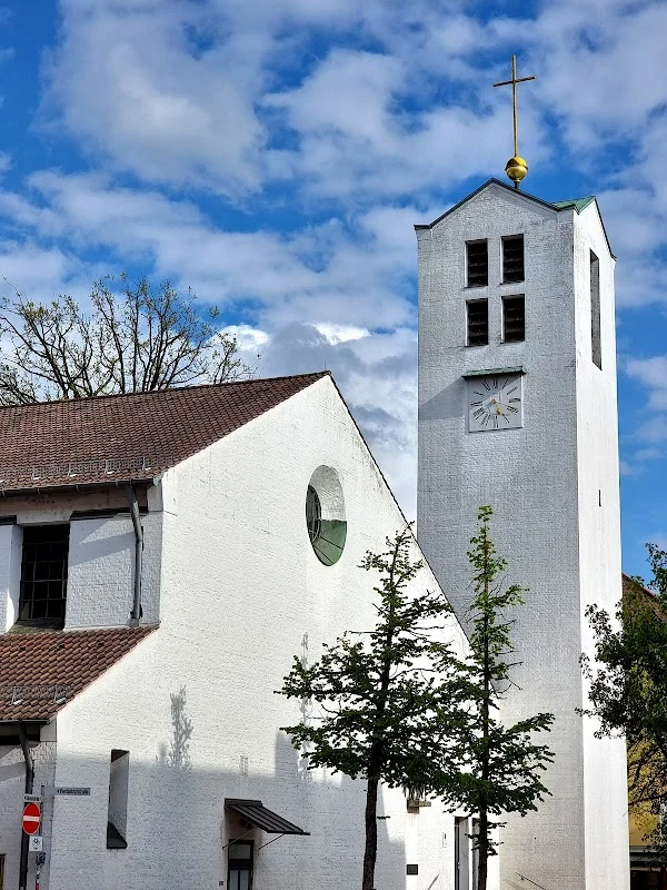Christuskirche - Evangelisch-Lutherische Kirchengemeinde Straubing - Christuskirche