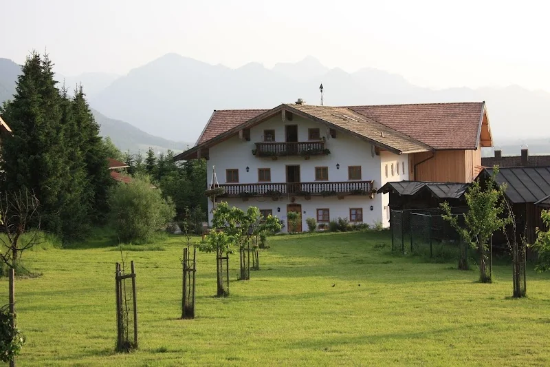 Zirmstiftung Schusterhof