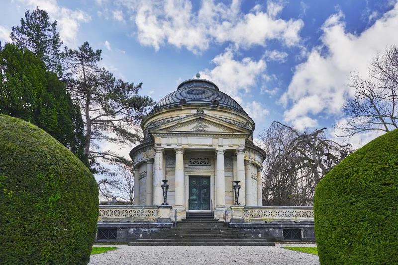 Event: Mausoleum von Carstanjen