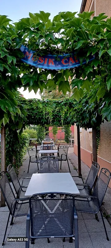 Cafe .Kapilio