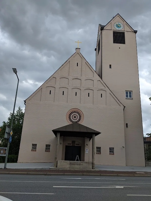 Christi-Himmelfahrtskirche - Evangelisch-Lutherische Kirchengemeinde Freising