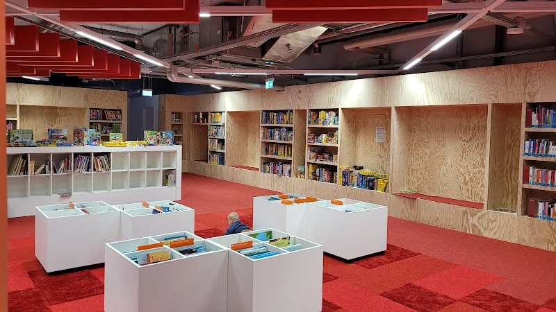 Event: Münchner Stadtbibliothek im Motorama