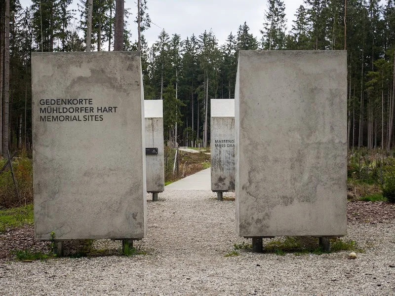 Gedenkorte Mühldorfer Hart Massengrab