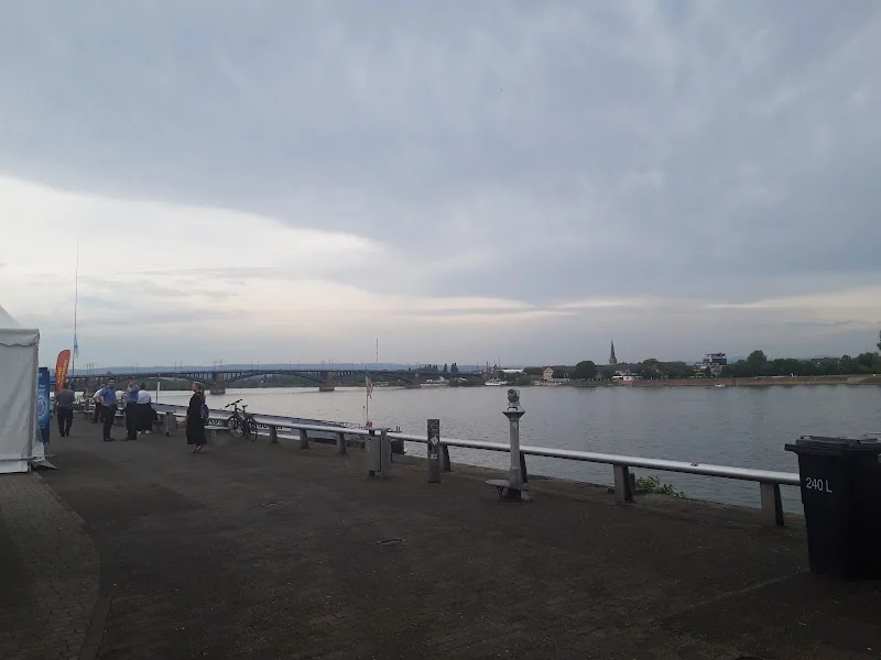 Rheinpromenade