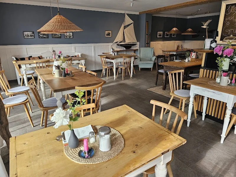 Madl am Chiemsee Cafe Bistro