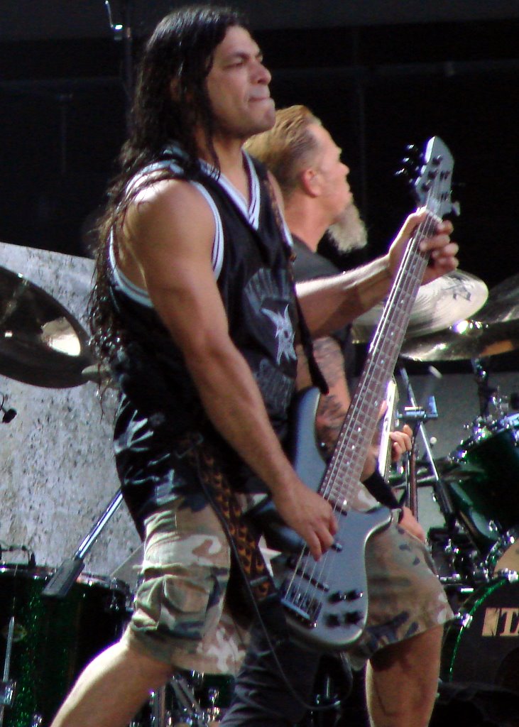 bass guitarist
