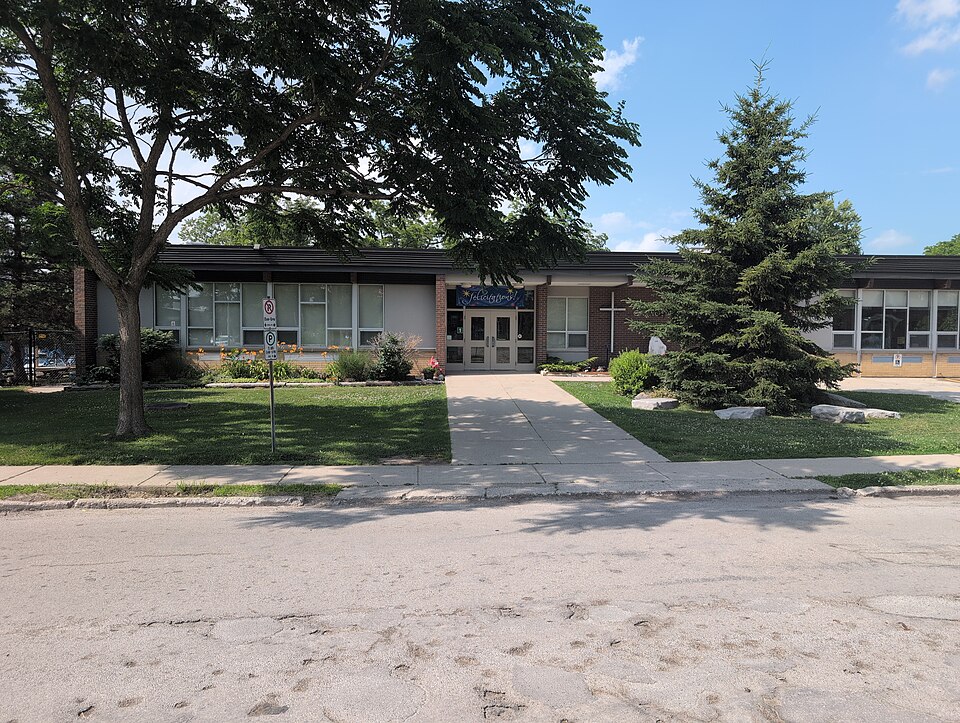 Jeanne Sauvé Catholic School