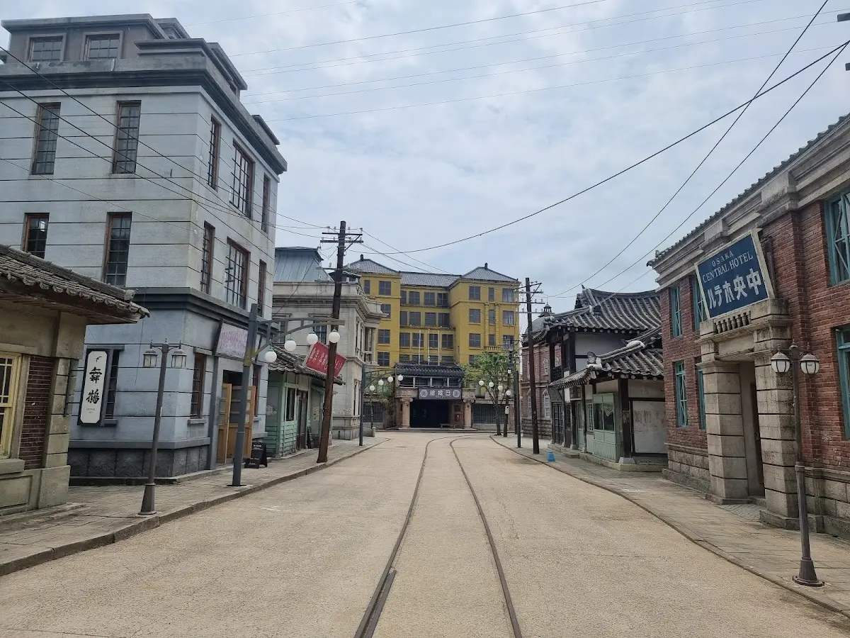 합천영상테마파크 경상남도 합천군 용주면 합천호수로 757