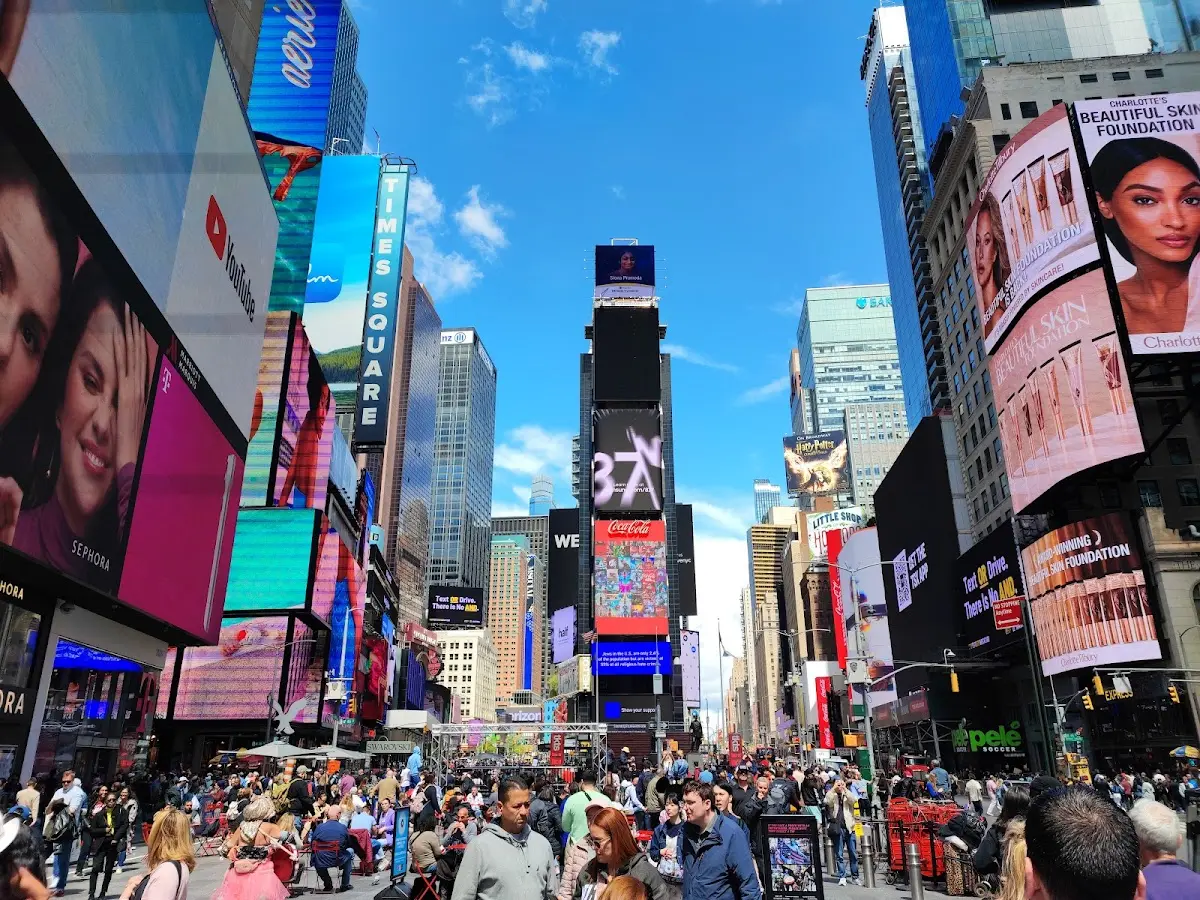 Times Square Manhattan New York NY 10036 USA