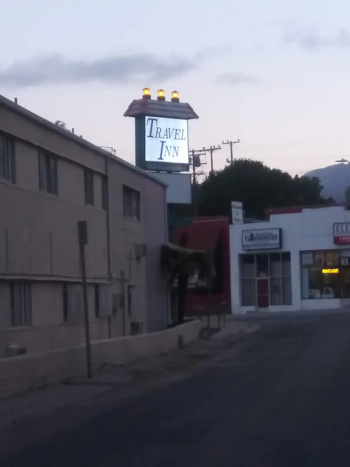 Travel Inn 7254 Foothill Boulevard Tujunga Los Angeles
