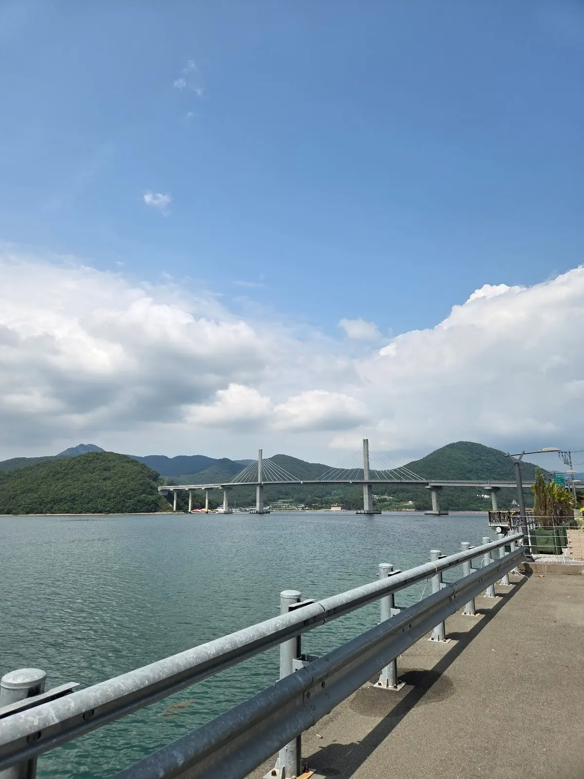 산달연륙교 경남 거제시 거제면 법동리