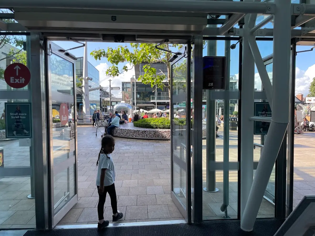 Dundrum Town Centre Sandyford Road Dundrum Dublin 16 D16 K8Y9 Ireland