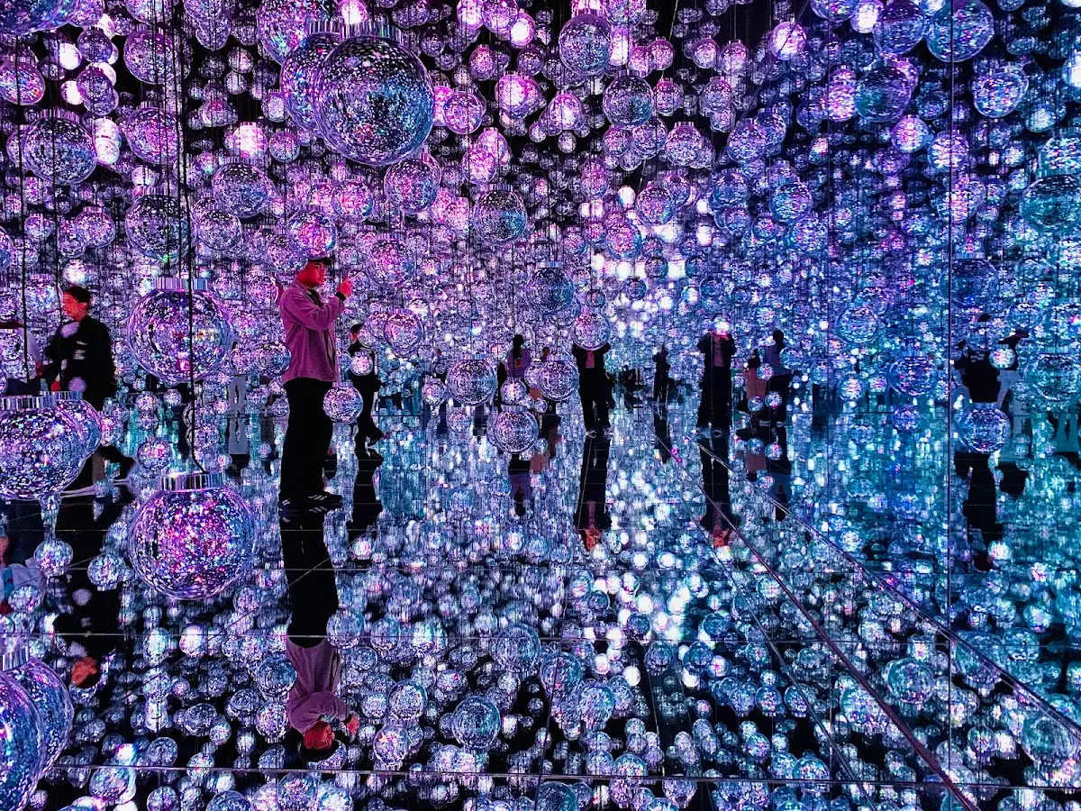 teamLab Borderless 麻布台ヒルズ 東京都港区麻布台