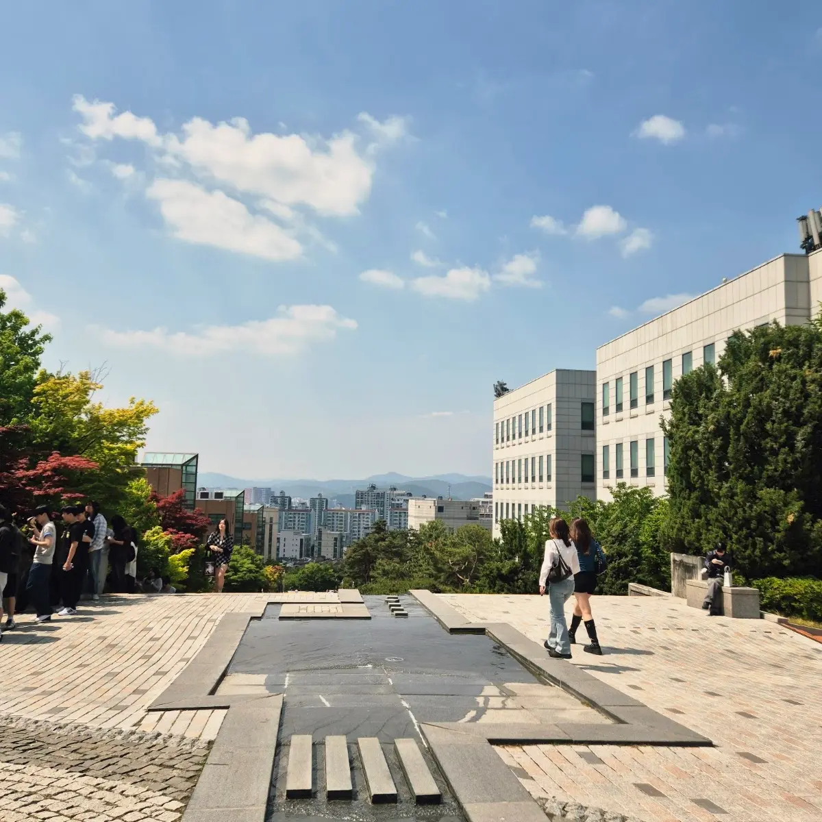 단국대학교 죽전캠퍼스 법정관 경기도 용인시 수지구 죽전로 152