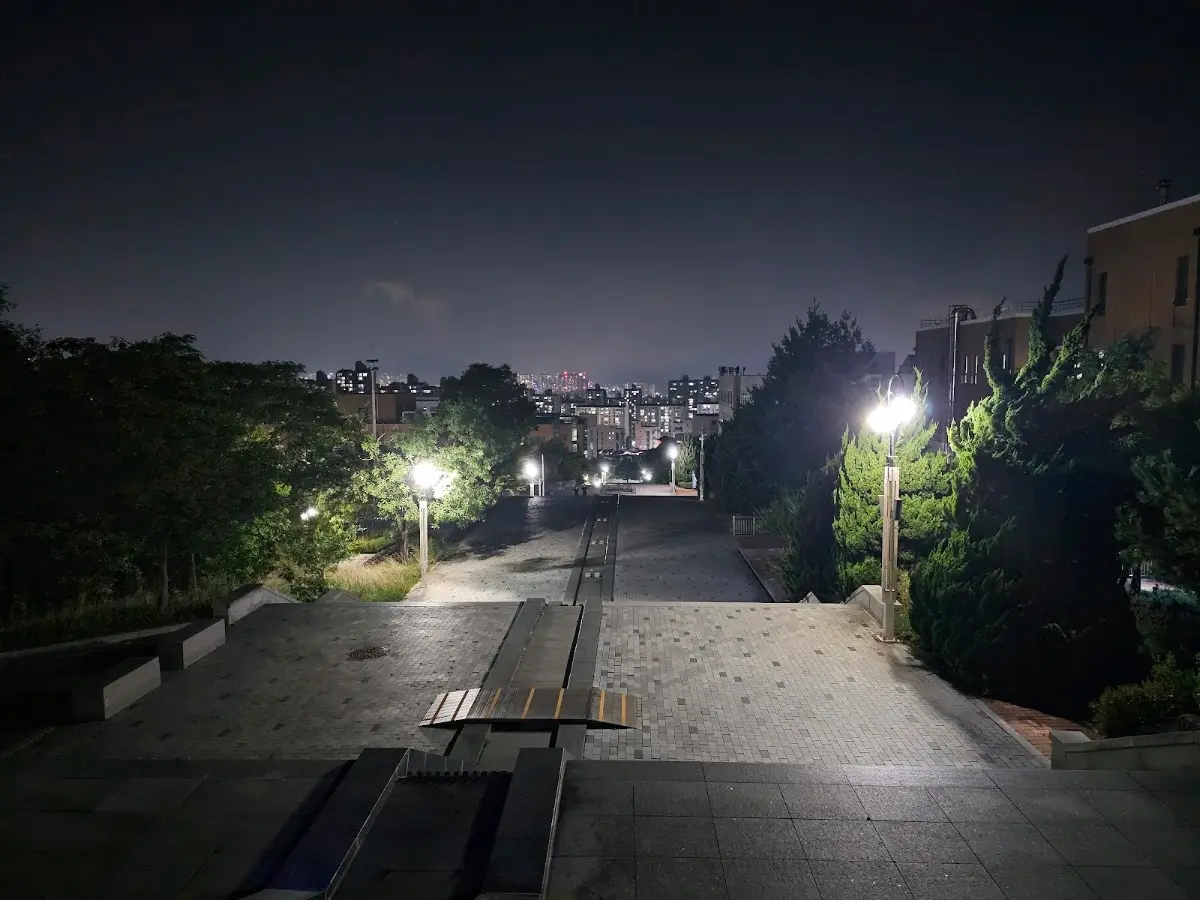 단국대학교 죽전캠퍼스 법정관 경기도 용인시 수지구 죽전로 152