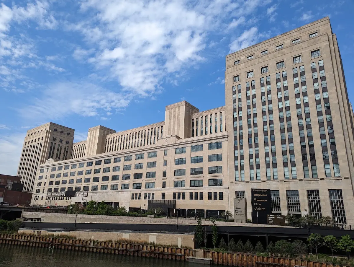 Old Chicago Main Post Office 433 West Van Buren Street Chicago