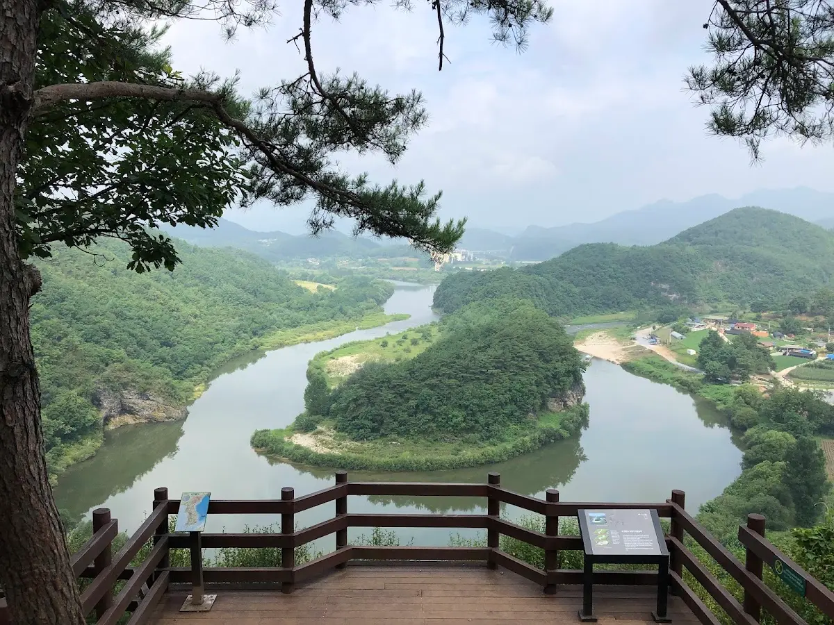 선암마을 한반도지형 전망대 강원 영월군 한반도면 옹정리
