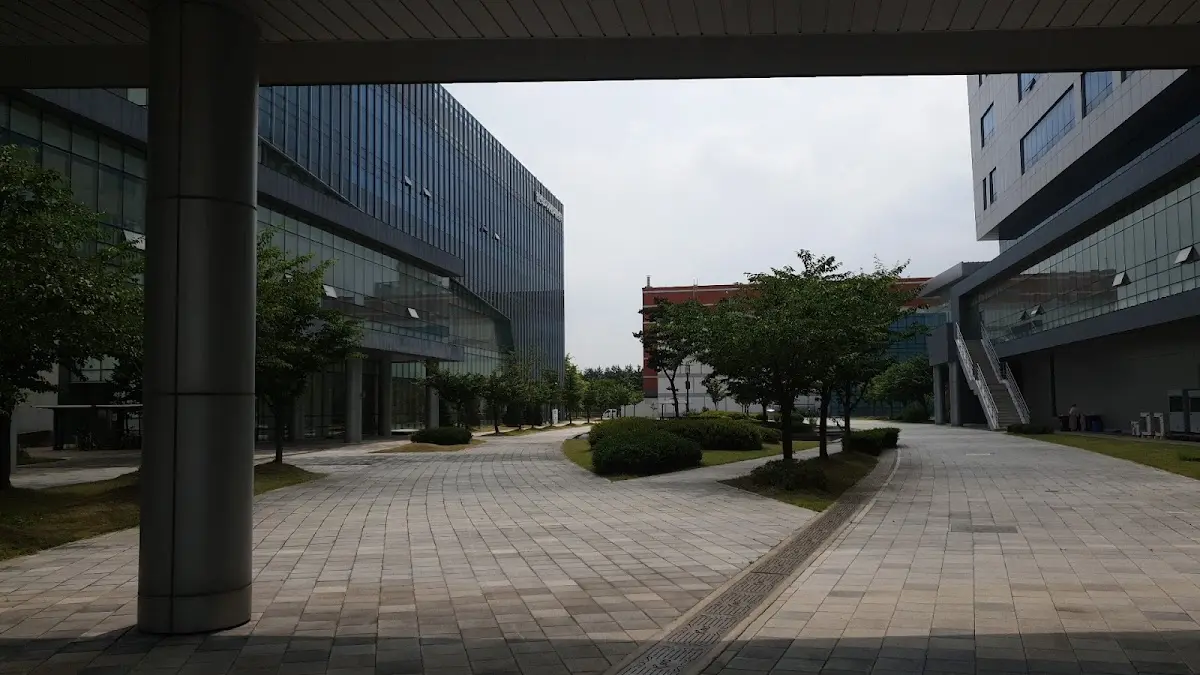 오송첨단의료산업진흥재단 충청북도 청주시 흥덕구 오송읍 오송생명로 123