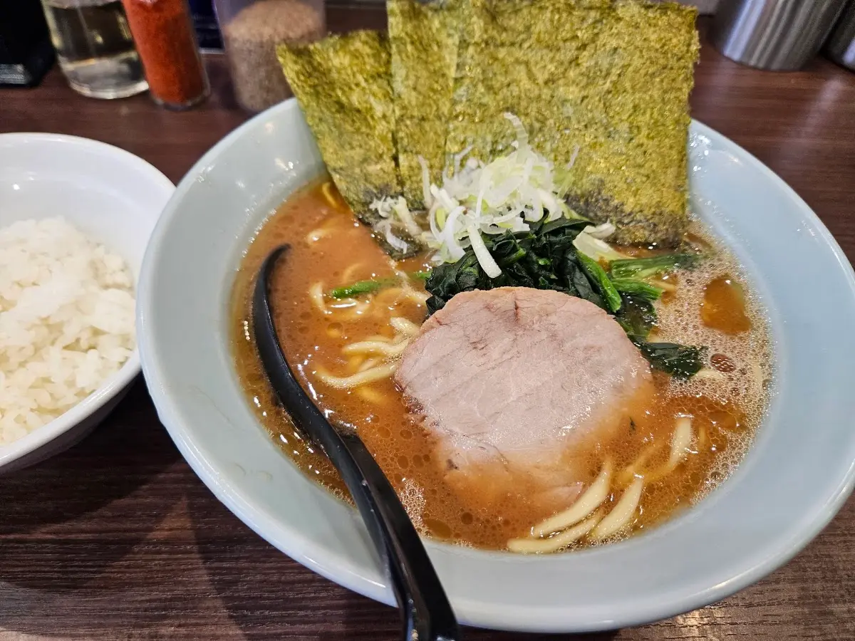 横浜家系らーめん侍 上野店 東京都台東区東上野2-18-1