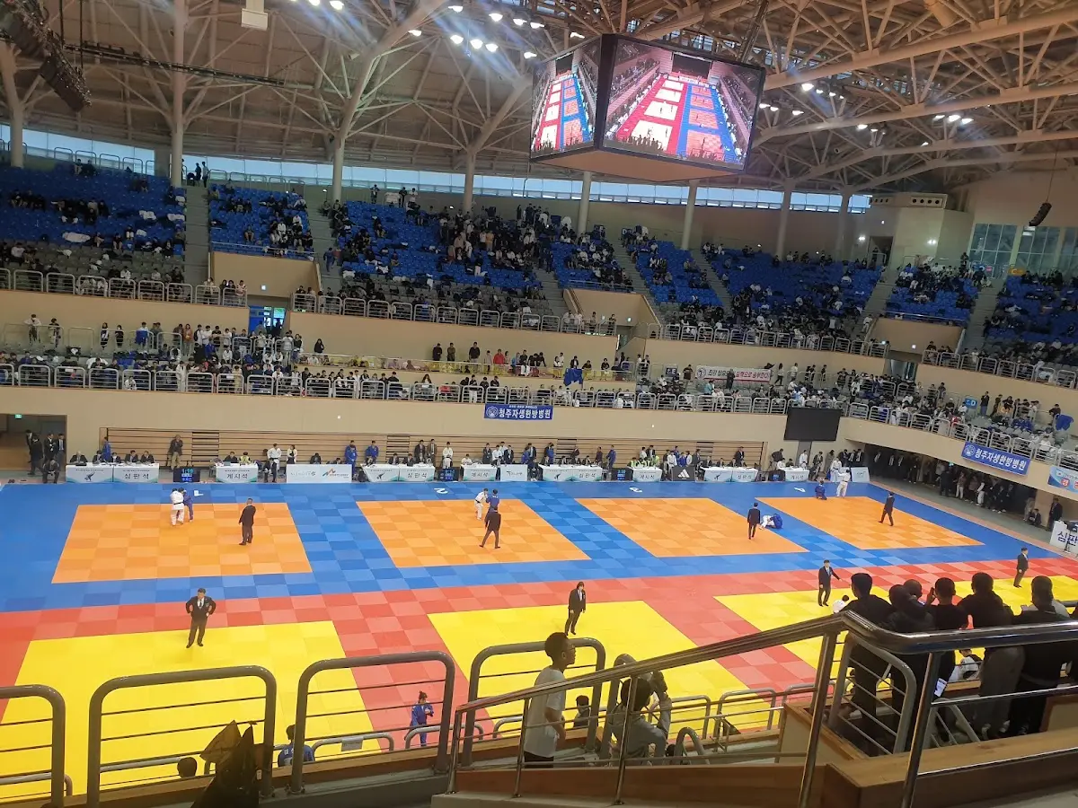 청주대학교 석우문화체육관 충북 청주시 청원구 대성로 298