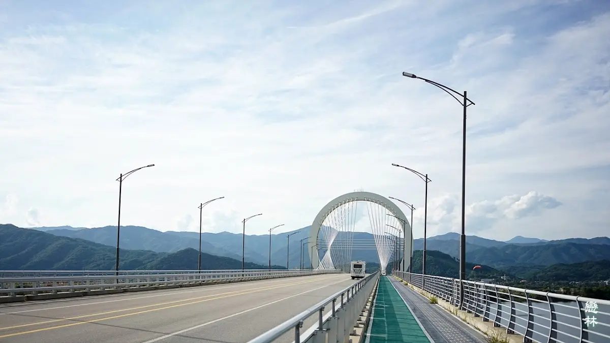 춘천대교 강원특별자치도 춘천시 근화동